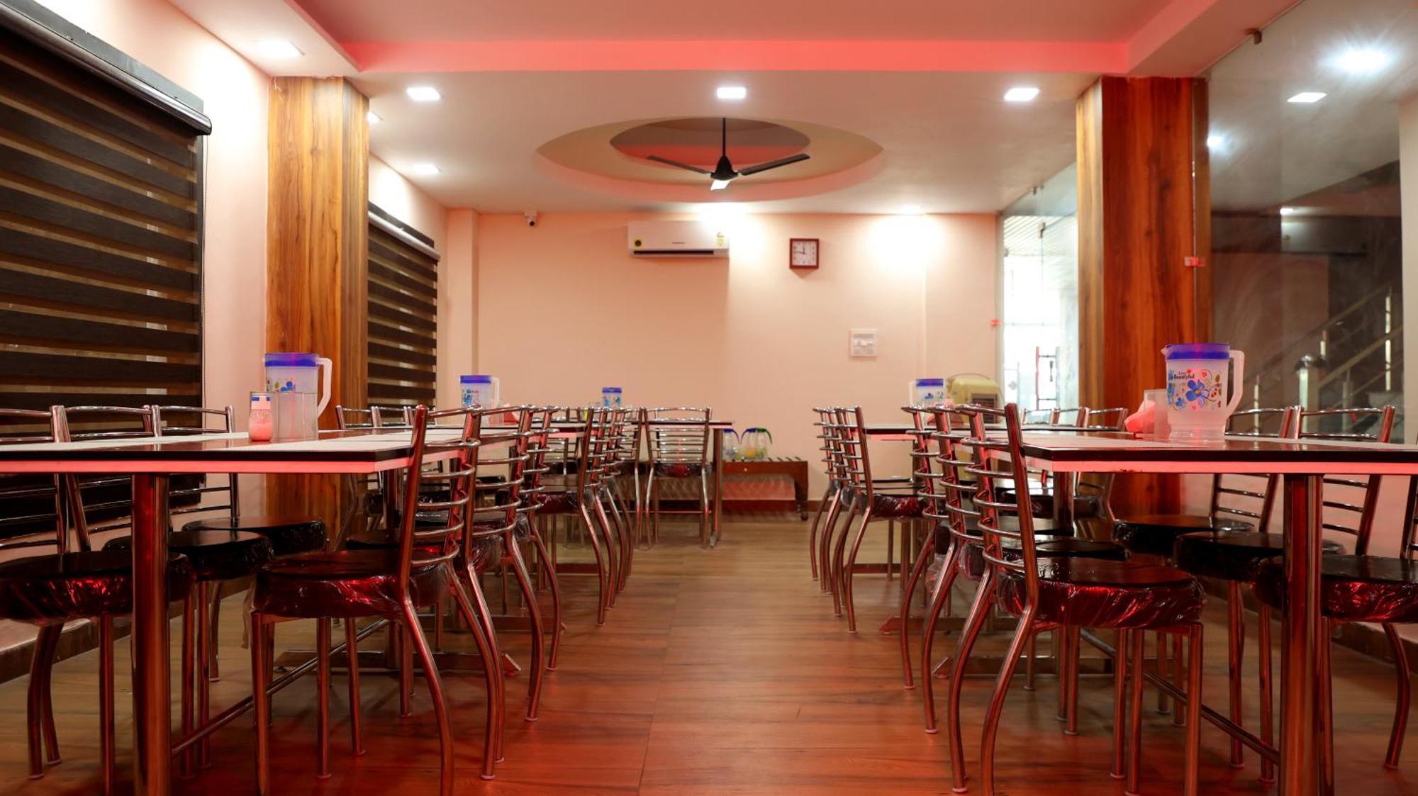 Hotel Blue Pine 하리드와르 외부 사진